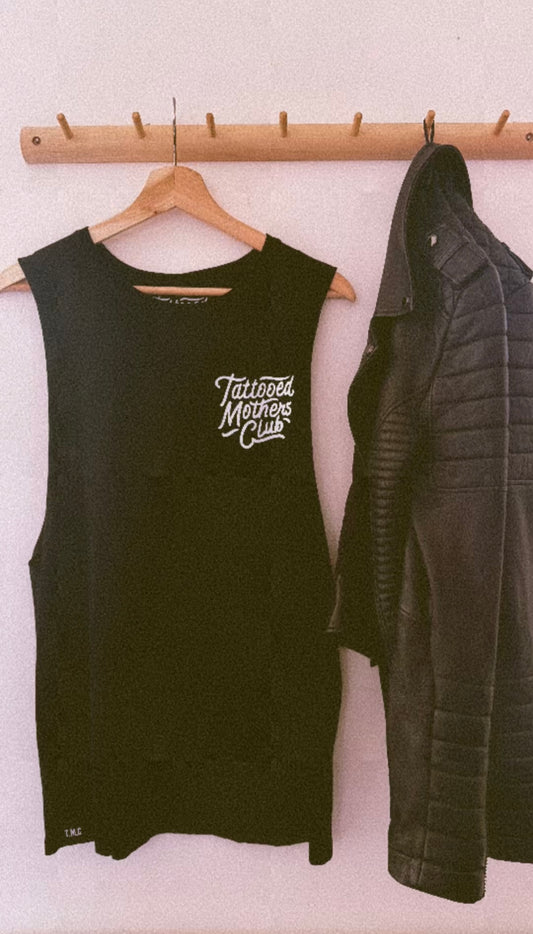 Snake And Dagger Western Drop Sleeve Vest In Black