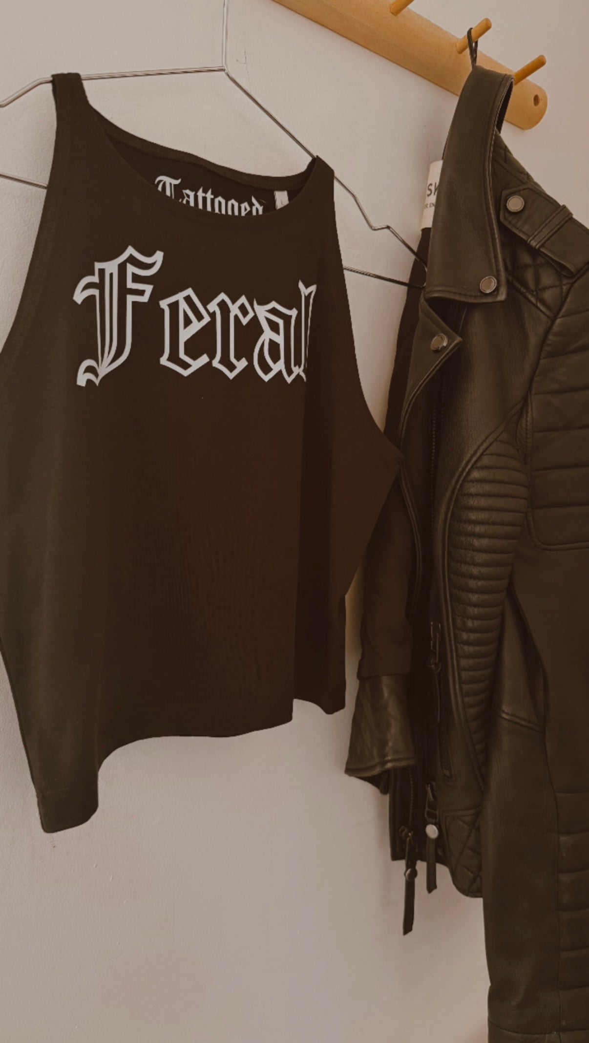 FERAL Cropped vest