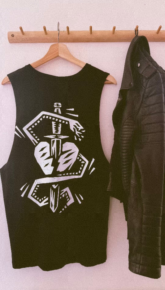 Snake And Dagger Western Drop Sleeve Vest In Black